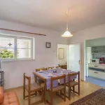 Nice Apartment In Makarska * マカルスカ