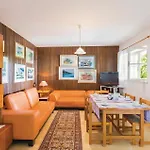 Nice Apartment In Makarska アパート *