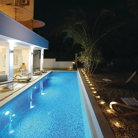 아파트 3 Bedroom Cozy In *