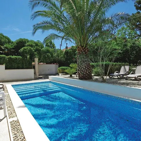 Apartmán 3 Bedroom Cozy In *